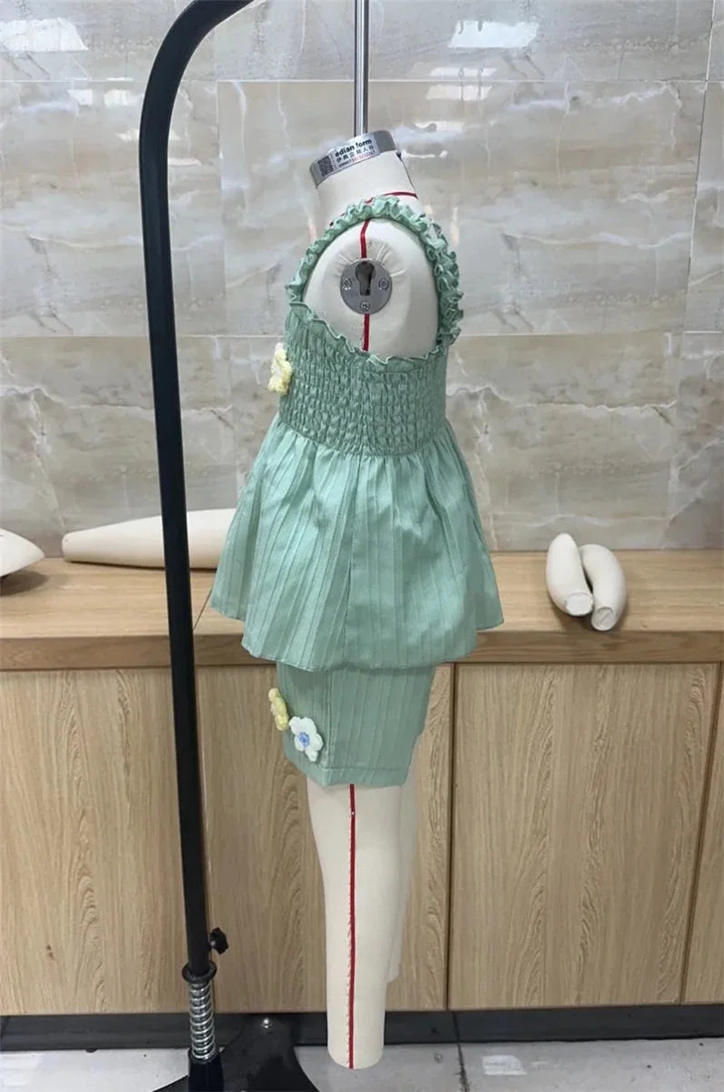 0-4years Baby Girl Summer Outfit 3D Flower Design Ruffled Trim Smocked Sleeveless Tops and Shorts 2 Pcs Set for Toddler girls - Mom & Kids