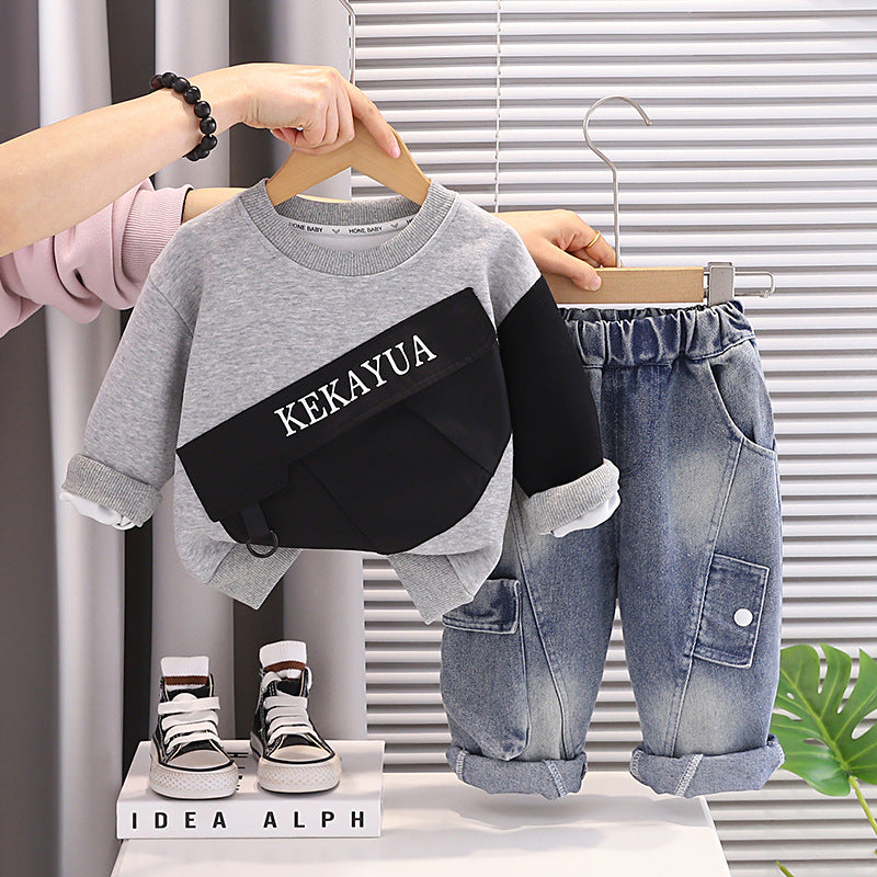 Boys' Spring and Autumn Children's Outfit 2026 New Stylish Baby Color-Block Pocket Long-Sleeve Sweatshirt Two-Piece Set Wholesale