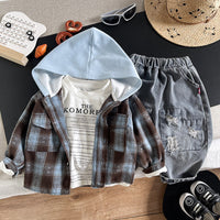 Children's INS-style color-blocked plaid hooded shirt three-piece set for boys, casual and stylish everyday outfit for spring and autumn