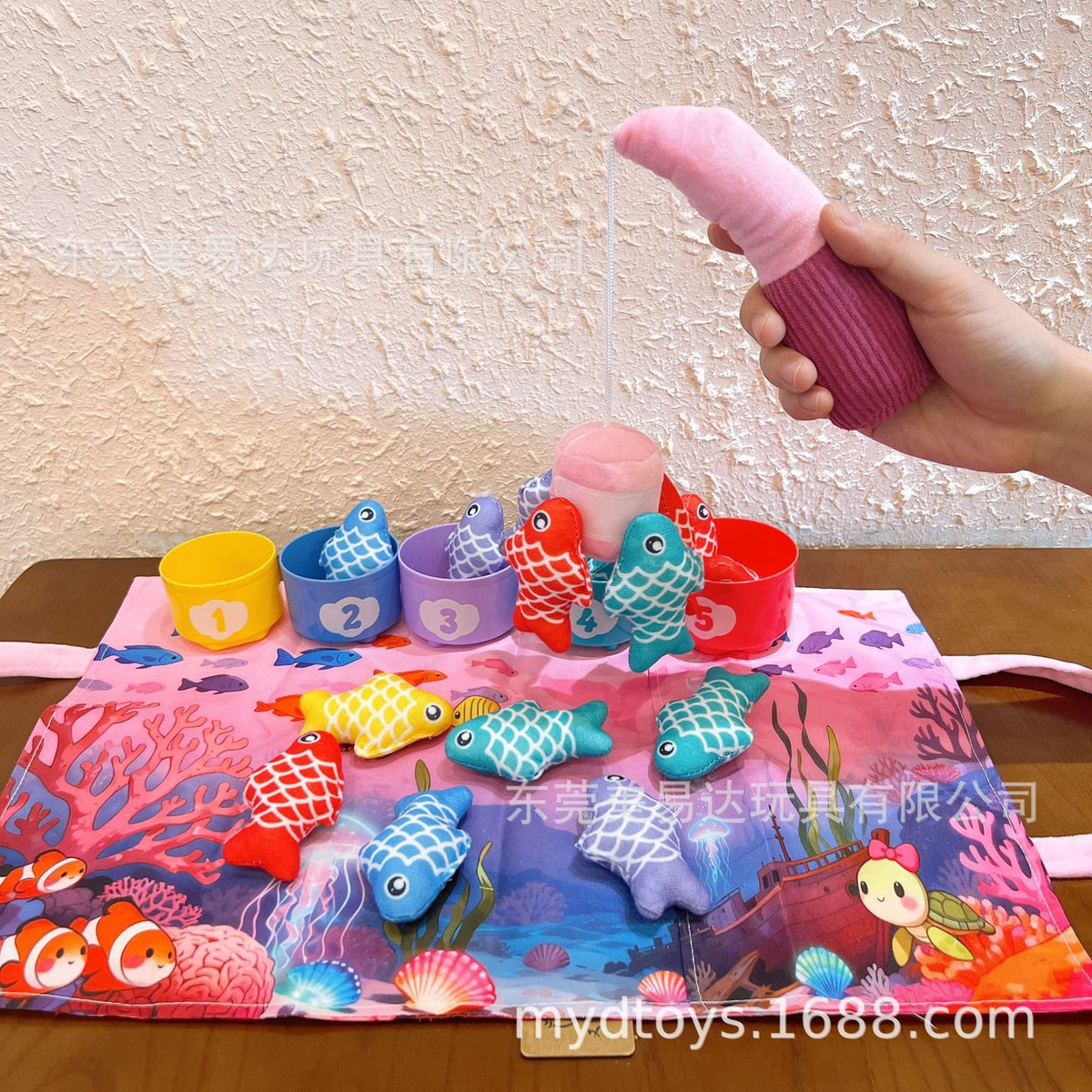 Cross-border Explosions Montessori Toy Baby Fishing Toy Game Velcro Fabric Mat Three-dimensional Early Education Enlightenment