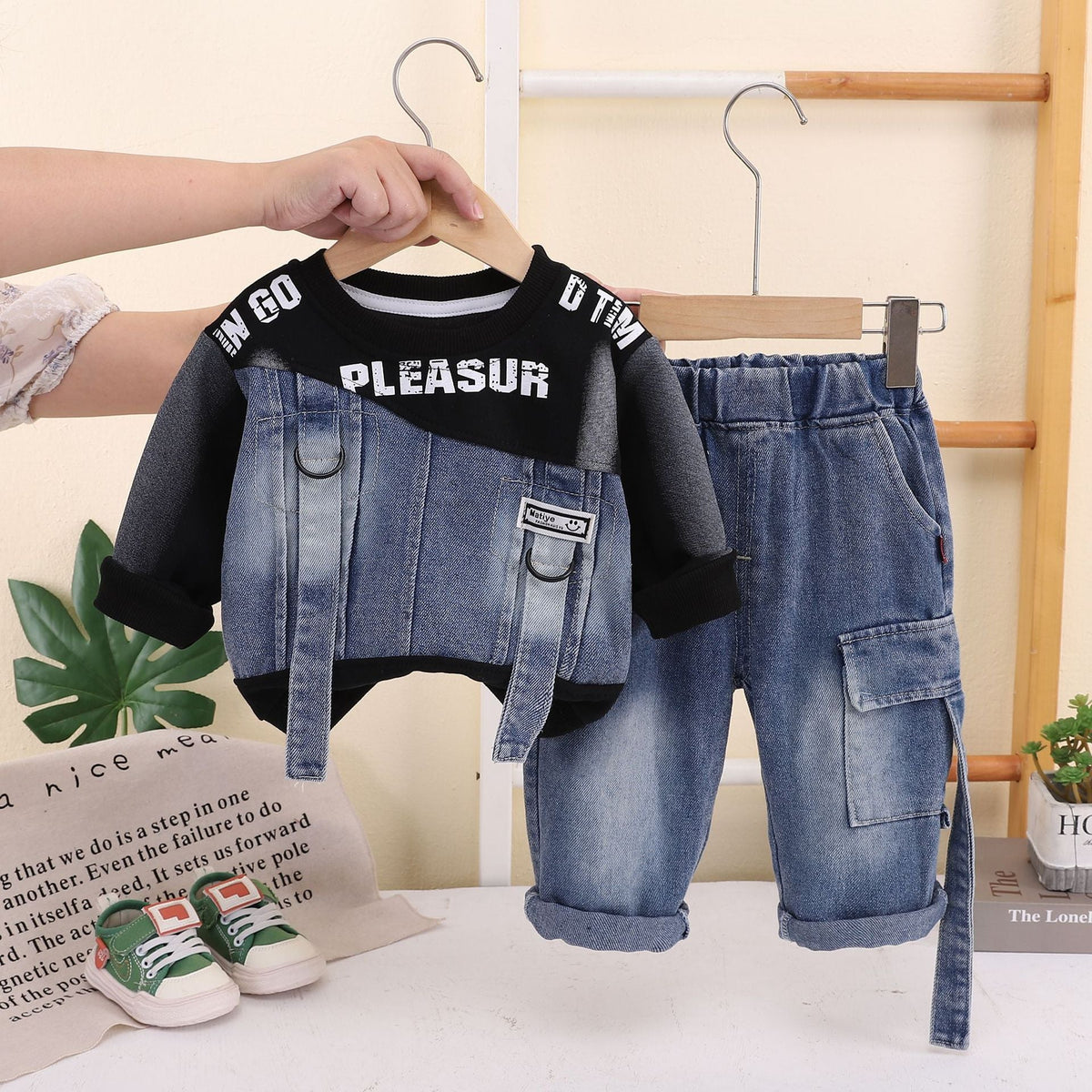 Boys' Autumn Outfit Set 2026 New Style Children's Spring and Autumn Fashionable Korean Version Long Sleeve Sweatshirt Two-Piece Set Baby Trendy Clothes