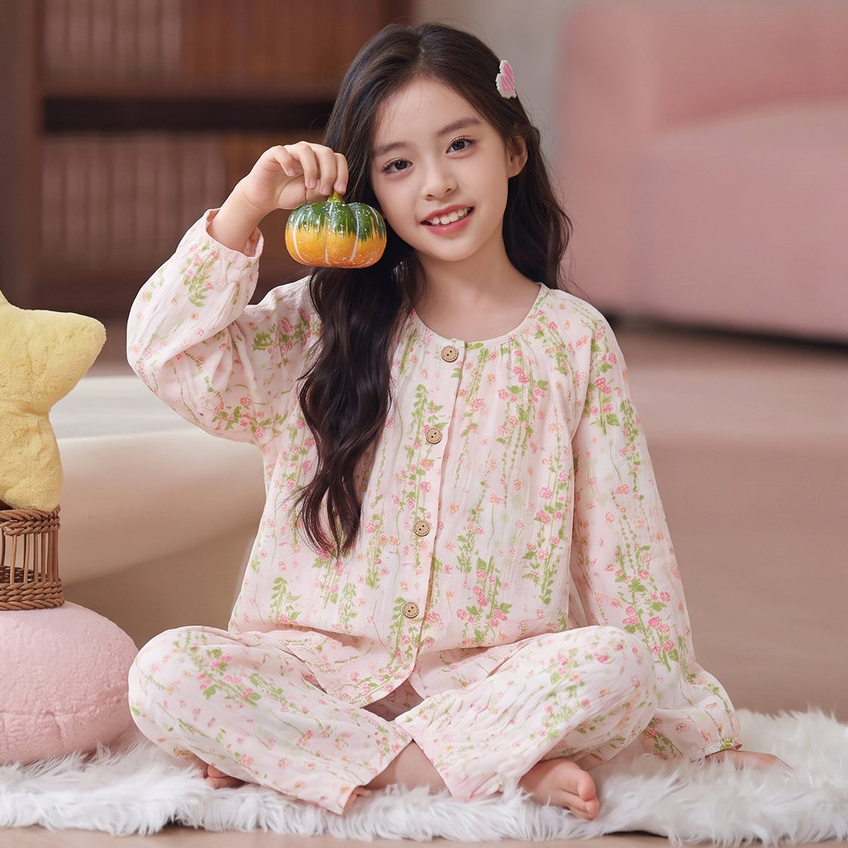 Cartoon Cute Style Girls Pajama Set with Cloud Pattern, Cotton Homewear for Spring and Autumn, Long-Sleeve Top and Long Pants, Lightweight Kids Pajamas