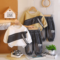 2026 New Boys' Autumn Outfit Set, Stylish Baby Fall Denim Color-Block Two-Piece Set, Children's Spring and Autumn Style Wholesale