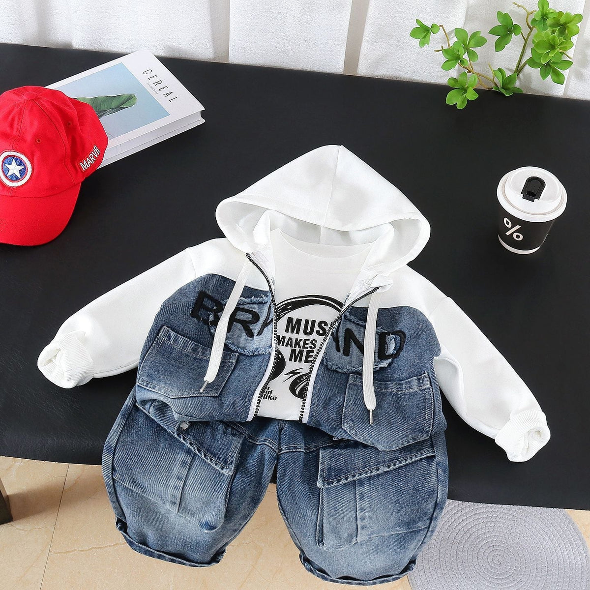 Boys' Autumn Outfit Set 2026 New Korean Style Children's Trendy Cool Patchwork Hooded Jacket with Jeans Three-Piece Set