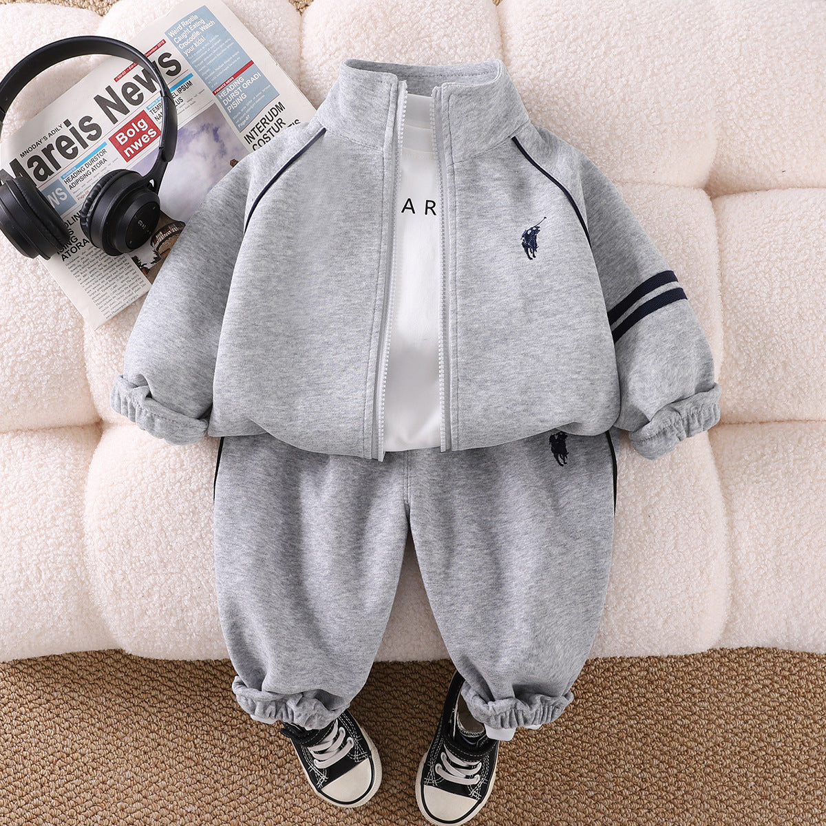 Men's Baby Spring and Autumn suit 2025 New Handsome Baby Spring Casual Long Sleeve Three-Piece Fashionable Children's Wear