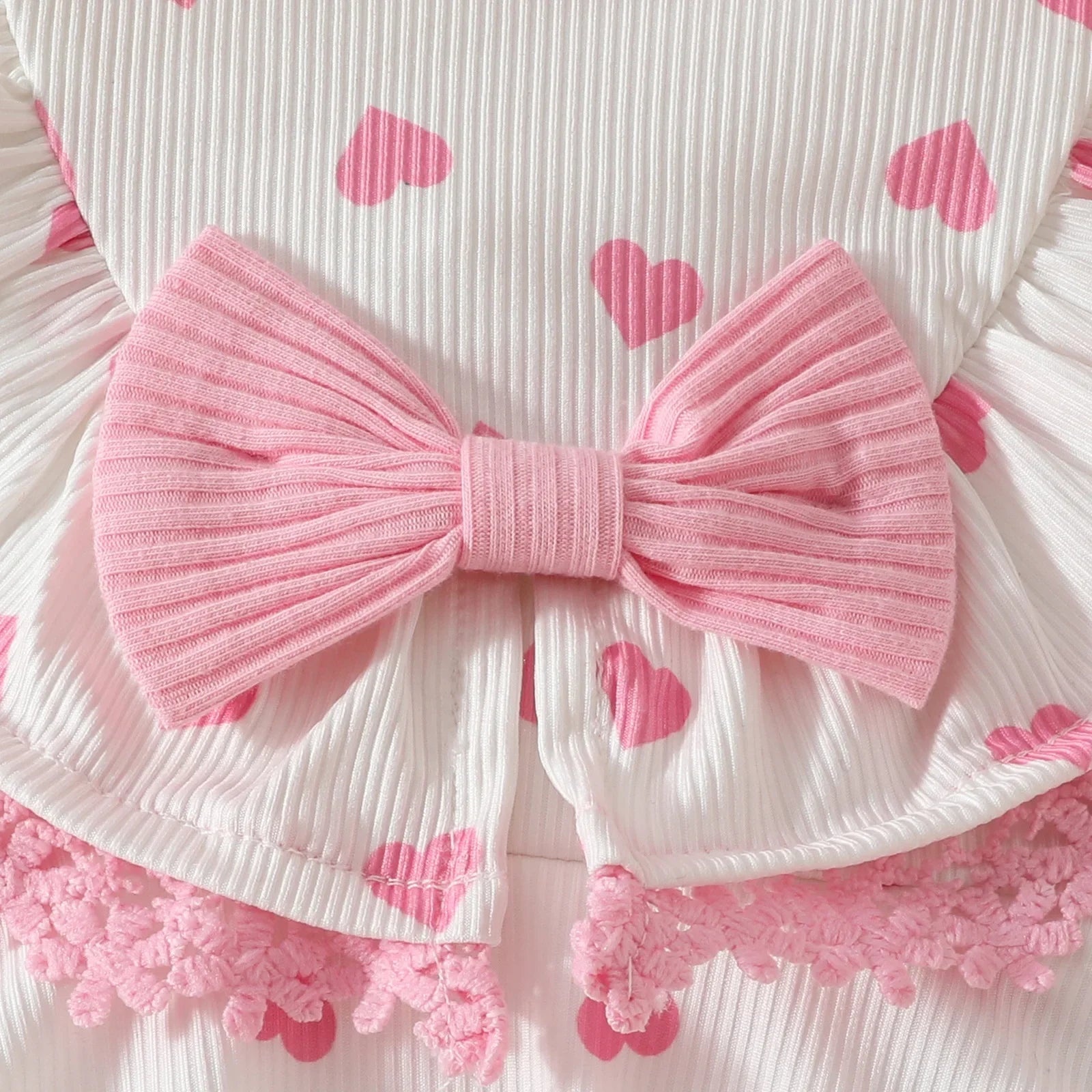 Summer Newborn Full of Strawberry Hearts, Sleeveless Ruffled Triangle Hem, Dress, Headband, Sweet Jumpsuit