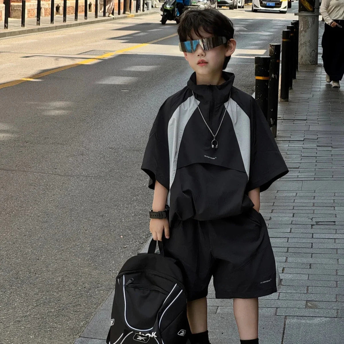 New Handsome Casual Work Clothes Set for Children, Boys' Sports and Leisure, Breathable Two Piece Set, Trendy - Mom & Kids